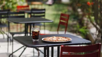 บริเวณภายนอก