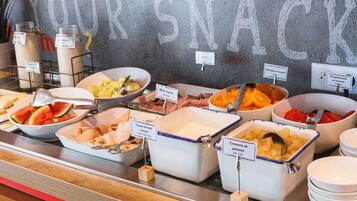 Tägliches Frühstücksbuffet gegen Gebühr
