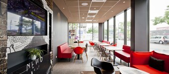里昂卡雷迪索伊宜必思酒店 