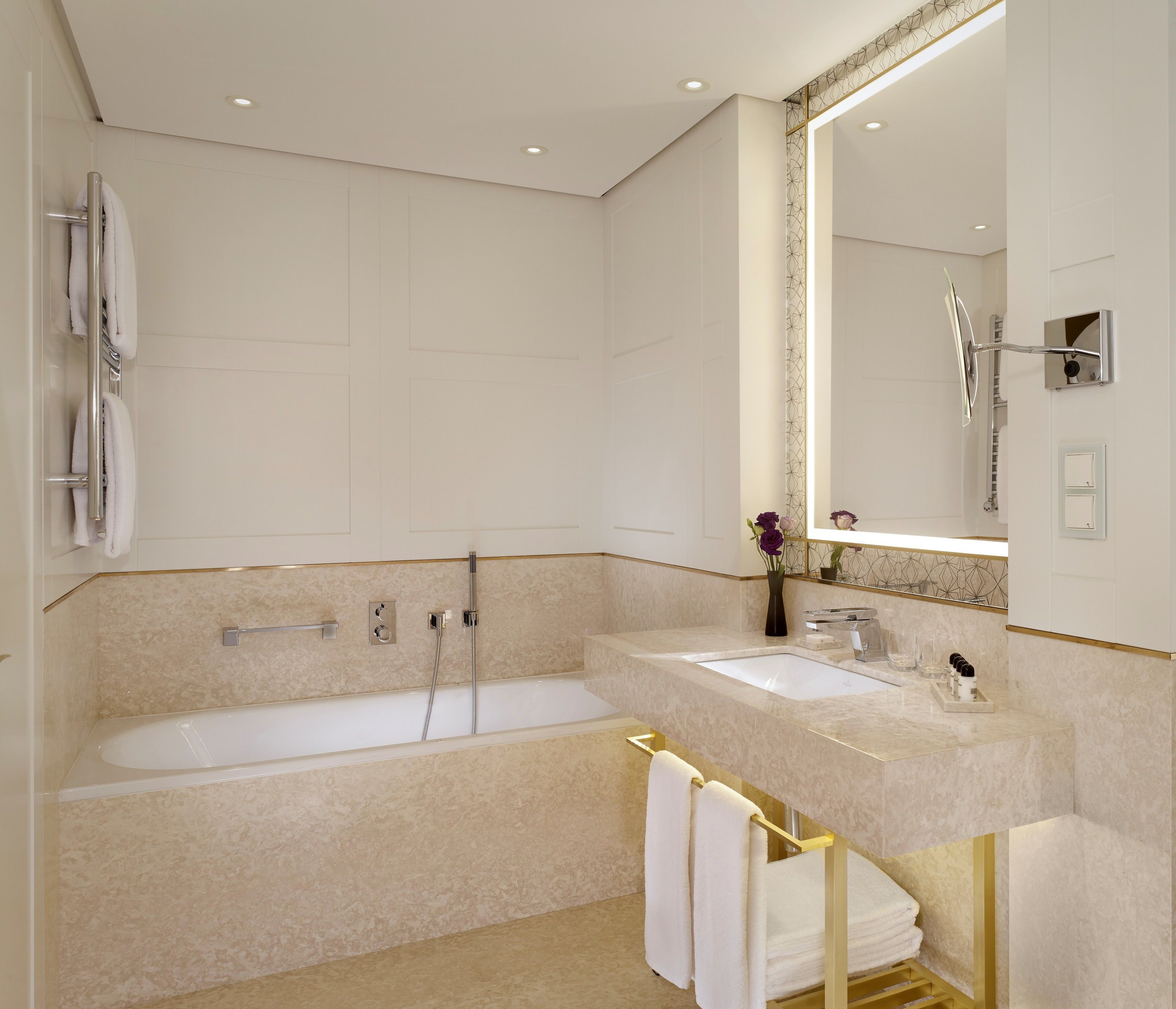 The Alexander, A Luxury Collection Hotel, Yerevan