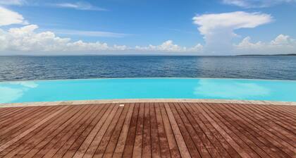 Seas and Marina View
