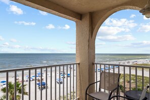 Property grounds - Corner Beach Front Unit - Beach Place #412 (Madeira Beach)
