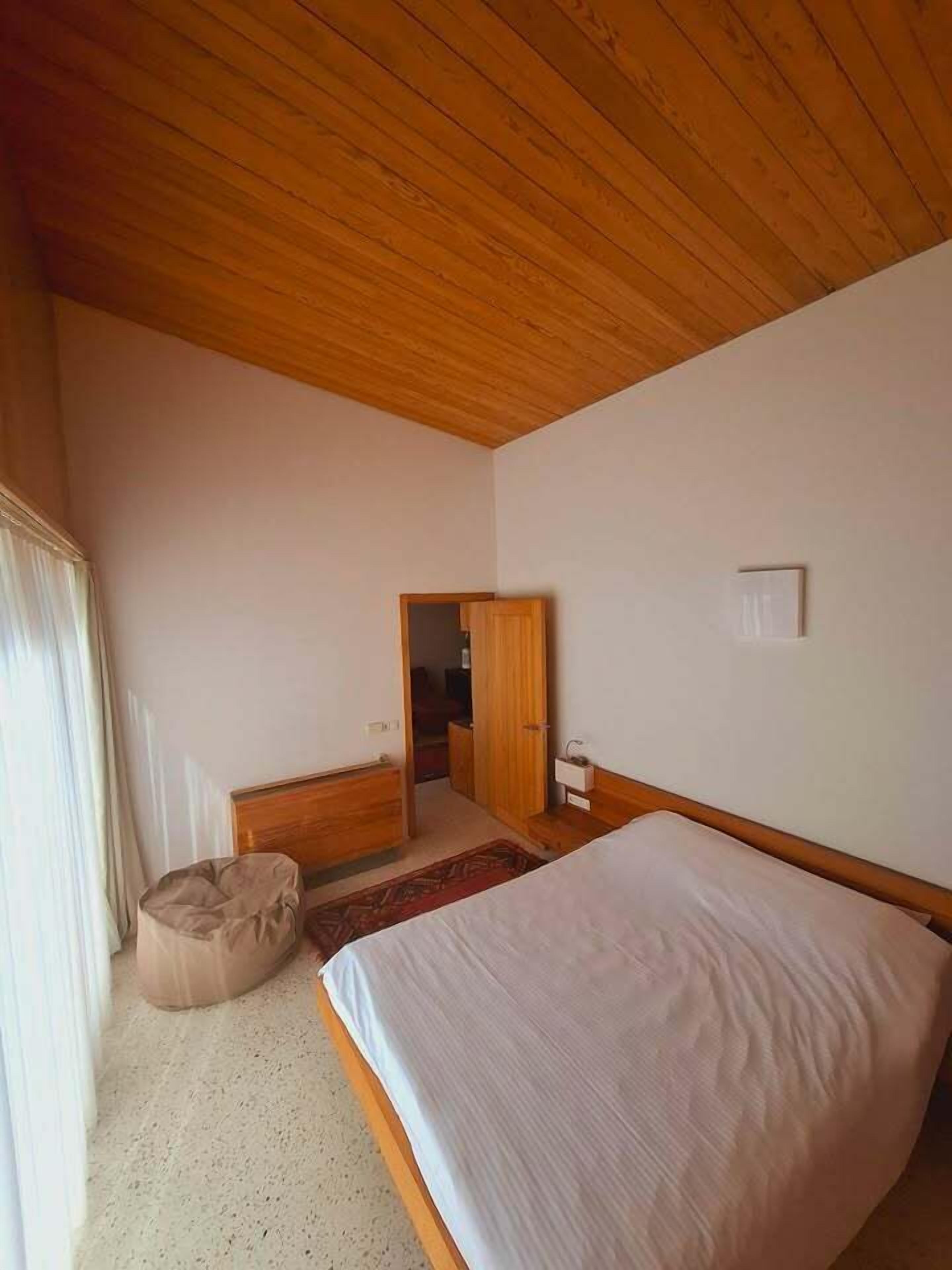 Superior Apartment | In-room safe, desk, laptop workspace, iron/ironing board