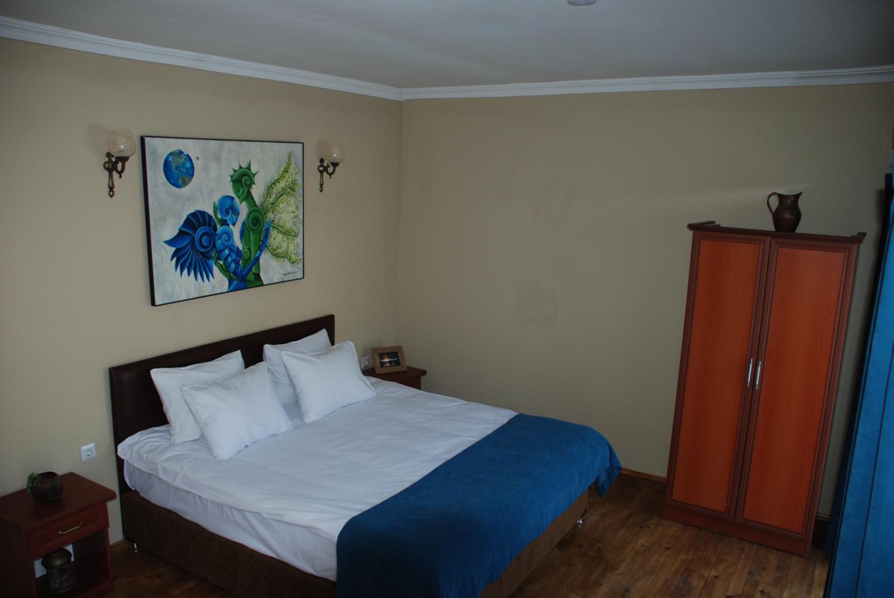 premium bedding, soundproofing, wheelchair access