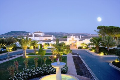 Luxury 2 bedroom Frontline Golf Townhouse with shared pool in a gated community