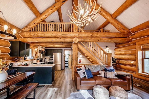 Fairplay Vacation Rental | 3BR | 2BA | 2 Stories | Stairs Required