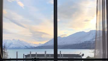 House, 3 Bedrooms, Mountain View (Lake Ohau Getaway) | Lake view