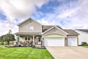 Exterior - Large Cleveland Home w/ Fire Pit + Backyard! (Brook Park)