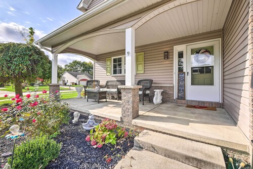 Large Cleveland Home w/ Fire Pit + Backyard!