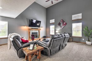 TV, fireplace, video games, DVD player