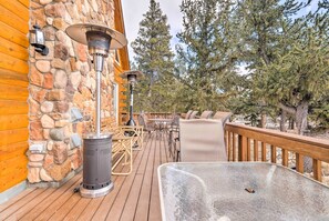Outdoor dining - Deck & Dry Sauna! Fairplay 'High Creek Hideaway' (Fairplay)