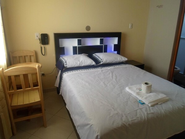 Suite, 1 Double Bed | Free WiFi - Hotel Bella Durmiente (Sunampe)
