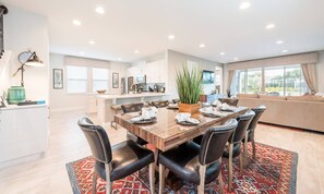 Dining - Sun-Kissed Villa with Private Pool at Encore (Kissimmee)
