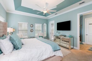 5 bedrooms, iron/ironing board, WiFi, bed sheets