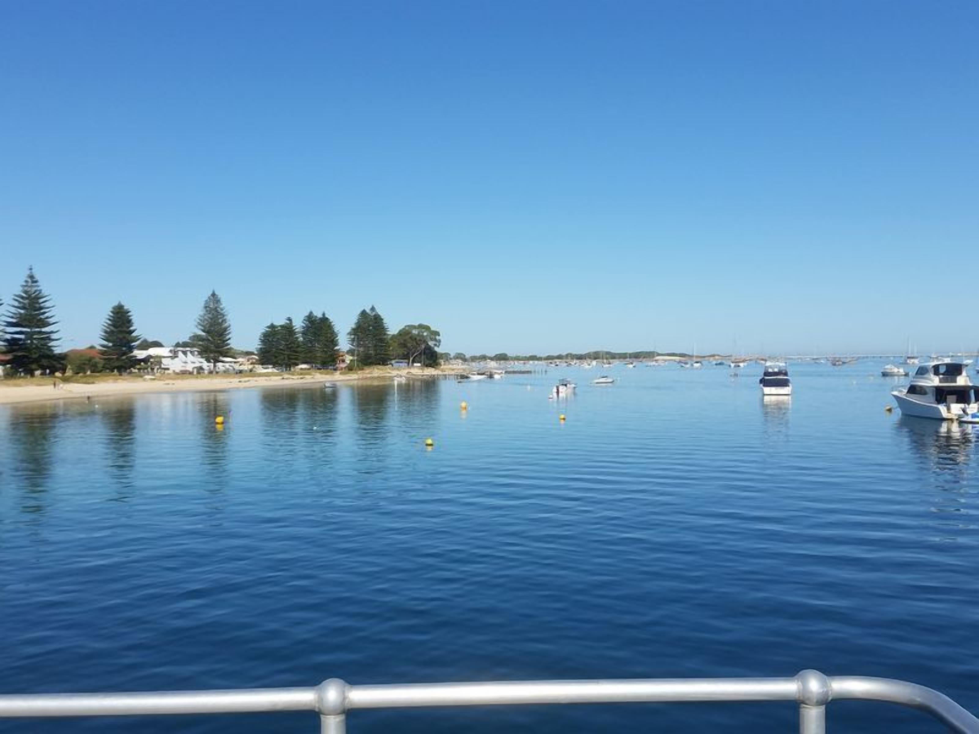 Palm Beach Manor ... — image 8