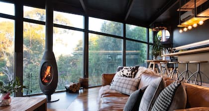 EVOKE - Upea 5 tähden rantakallio, josta on upeat näkymät