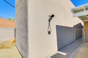 Property grounds - 1 Mi to Town: Lake Havasu Home w/ Heated Pool (Lake Havasu City)