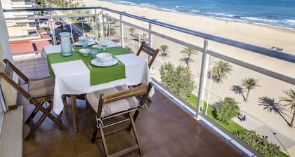 Ocean view condo located steps from the beach. - Only families