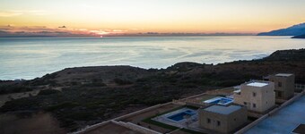 Lefkopetra villa,Sea views, Kids Pool, Near Beach