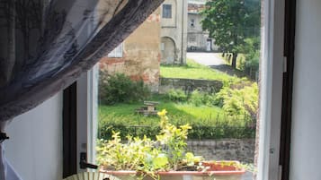 Design Apartment, 1 Bedroom, Garden View | Garden view