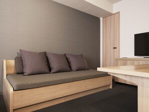 Untuvapeitot, tallelokero huoneessa, ilmainen Wi-Fi, vuodevaatteet