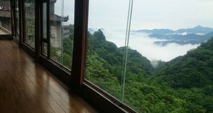 Tai Chi Hotel