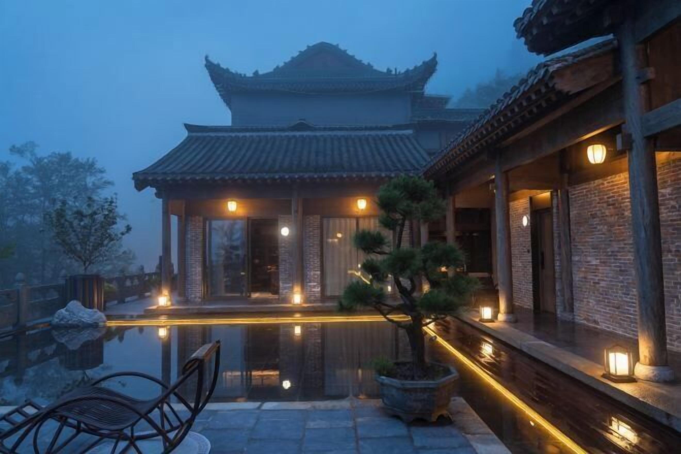 Skrivebord, blendingsgardiner og wi-fi (inkludert)