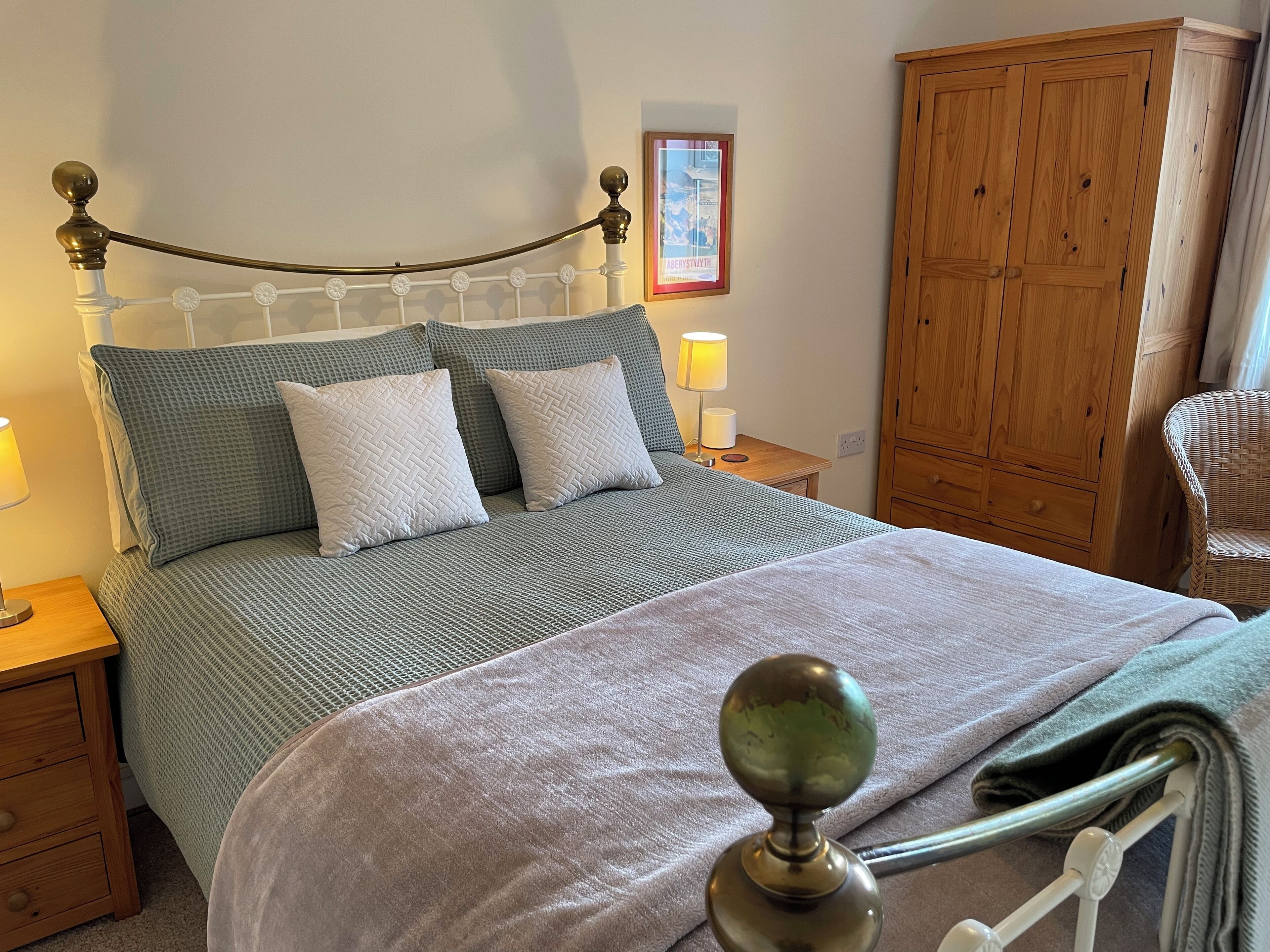 1 chambre, fer et planche à repasser, lit parapluie, Wi-Fi gratuit