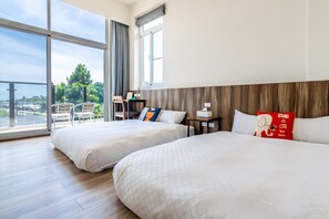 Vierbettzimmer, Balkon, Gartenblick | Ausblick vom Zimmer