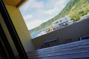 Balcony - Two Fish (Lanyu)