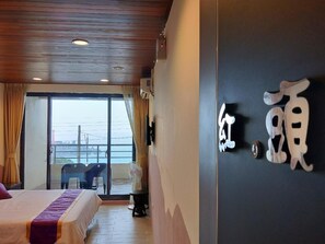 Blackout curtains, free WiFi, bed sheets - Two Fish (Lanyu)