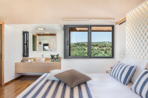 5 dormitorios, tabla de planchar con plancha, wifi y ropa de cama