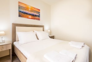 1 chambre, coffres-forts dans les chambres, Wi-Fi gratuit, draps fournis