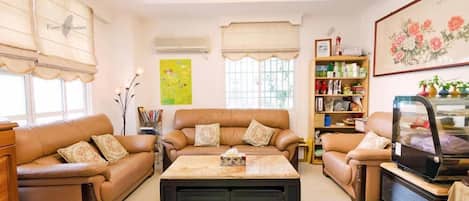 Khu tiếp khách ở sảnh