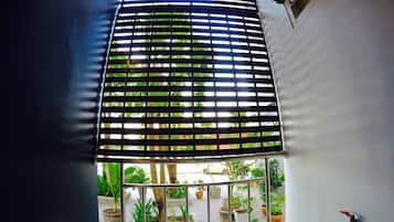 Standard Double Room | Hiên