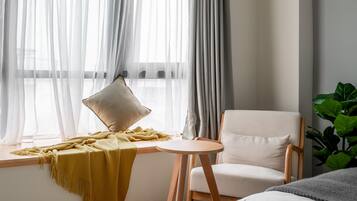Habitación doble Deluxe | Escritorio, wifi gratis y ropa de cama