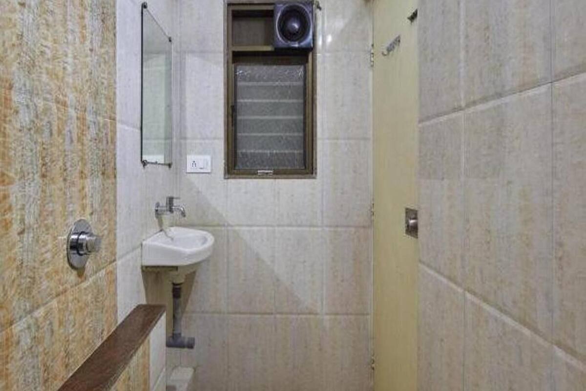 shower, rainfall showerhead, towels