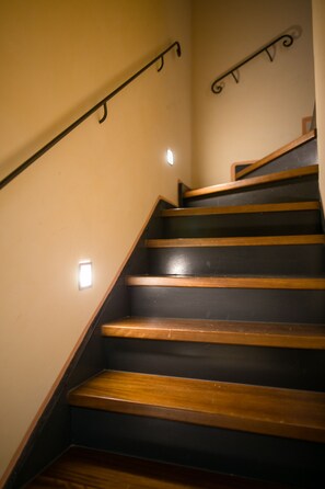 Interior - 3BR-3BA apt, walk to downtown Cortona, with airco, wifi and amazing view (Cortona)