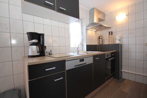 Fridge, oven, dishwasher, coffee/tea maker - Ferienhäuschen Hinz - ID 73373 - Holiday cottage Hinz (Wustrow)