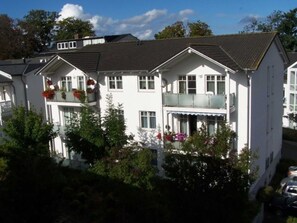 Unclassified image, 3 of 15, button - Apartment Granitz Apartment 45446 Whg. 56-Apartment 56 (Göhren)