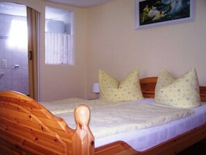 Unclassified image, 3 of 12, button