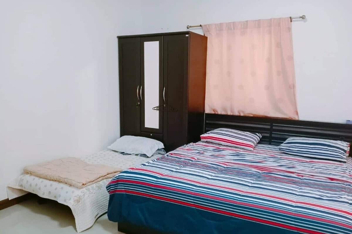 3 camere, minibar, una scrivania, ferro/asse da stiro