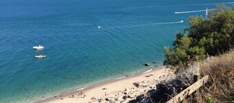 Village house with garden in the middle of the southern French wine region, 30 minutes to the sea