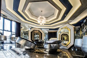 Luksus-studiosuite | Individuelt dekorert, individuelt innredet og skrivebord