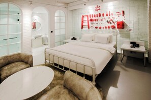 Signature Room | Individually decorated, individually furnished, desk, blackout curtains - Hotel the Designers Premier Seongsu and Konkuk univ (Seoul)