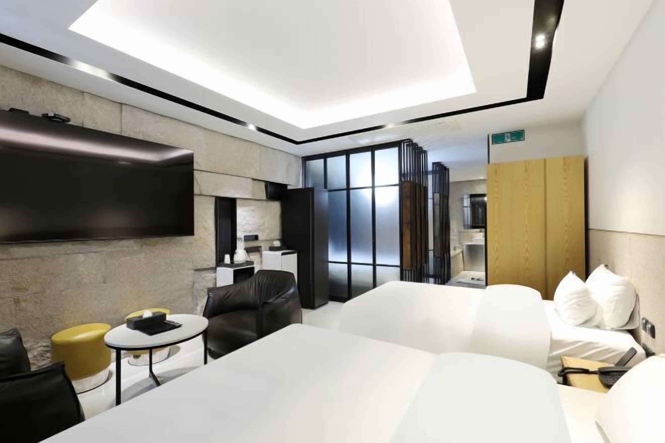 Con stile personalizzato, con arredamento individuale, una scrivania