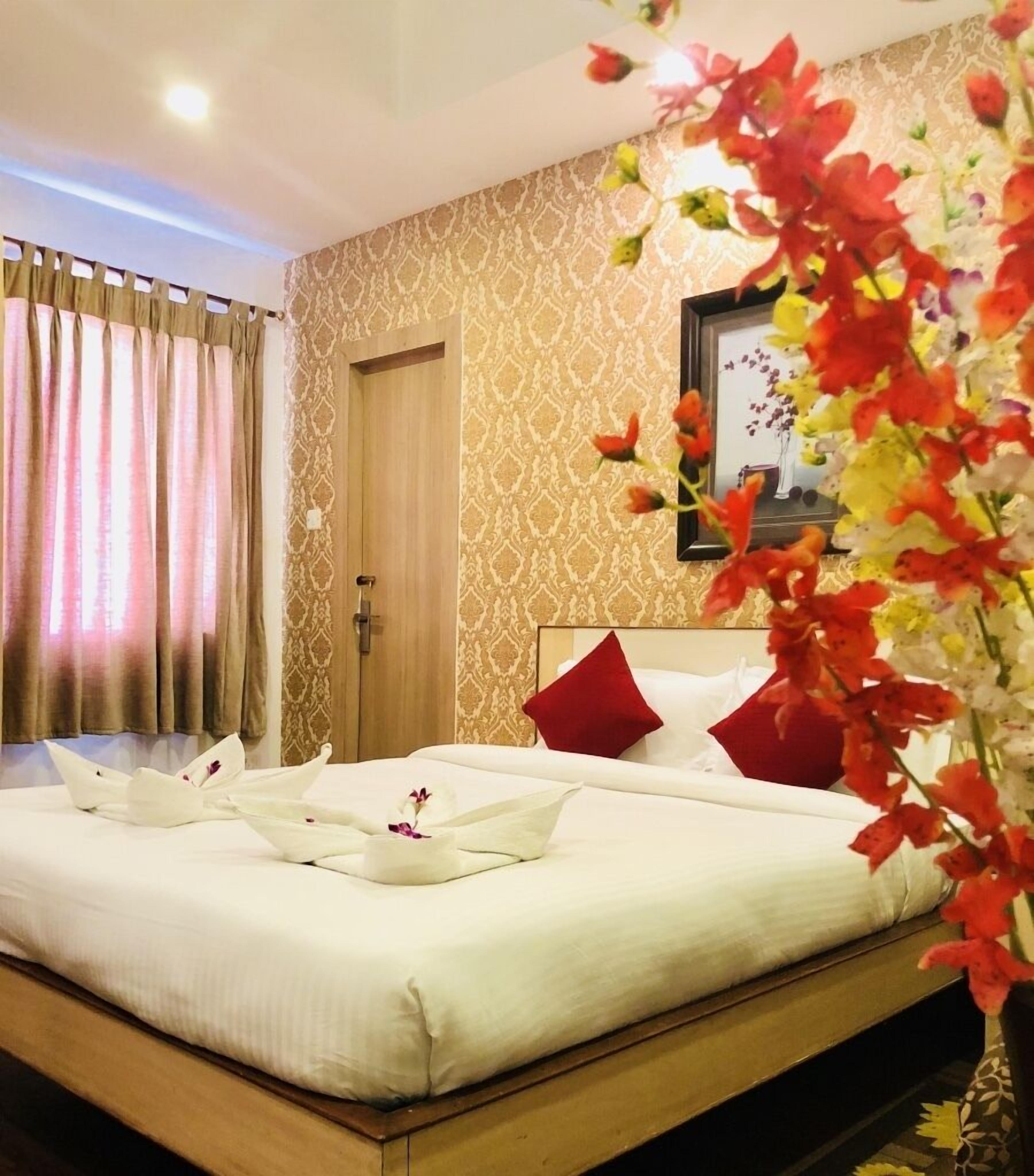 Premium Room, Accessible | Premium bedding, desk, soundproofing, free WiFi