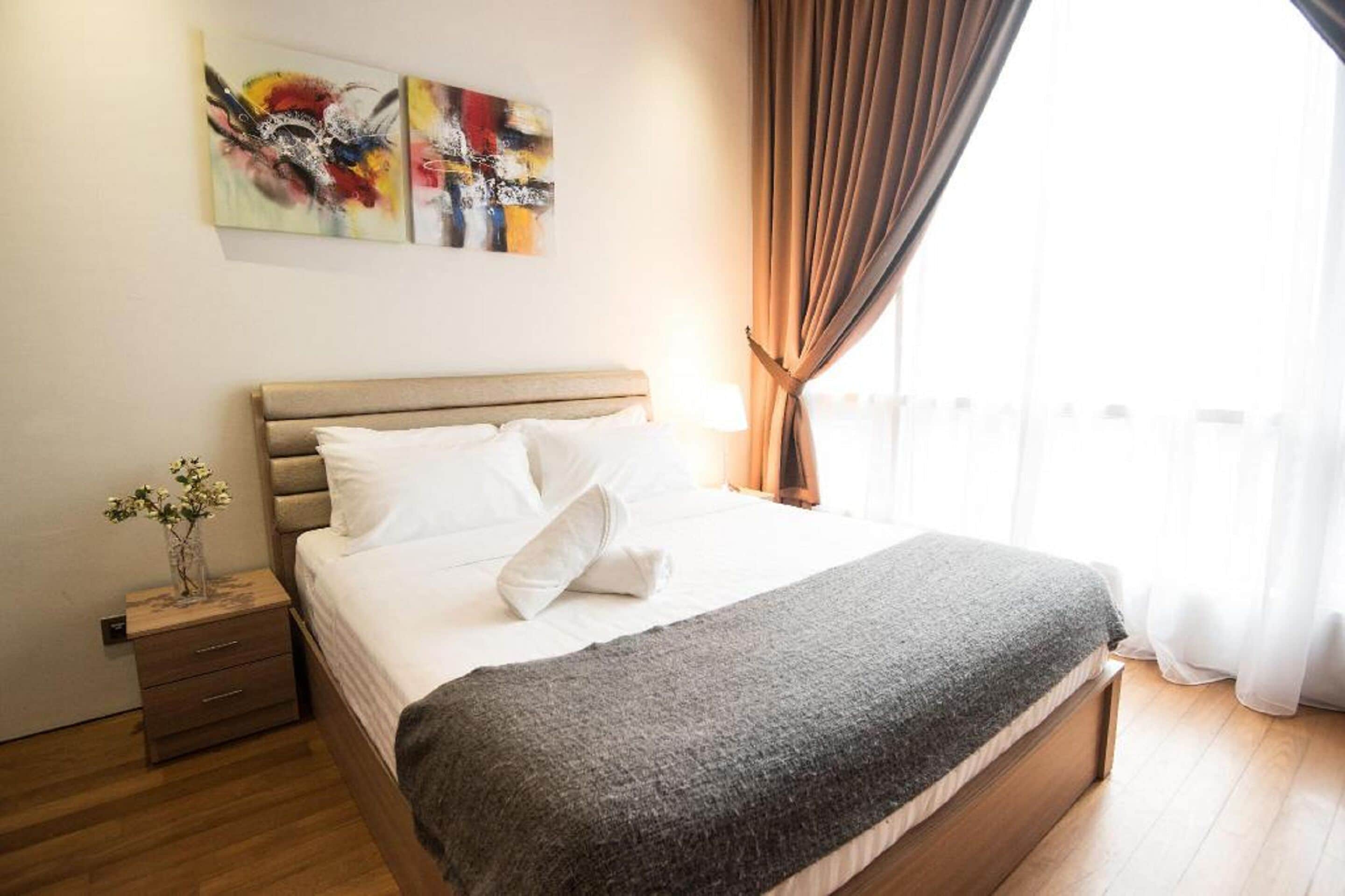 exclusive apartment, 2 bedrooms, 2 bathrooms | 3 bedrooms, individually decorated, individually furnished, desk