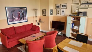 Unclassified image, 3 of 7, button