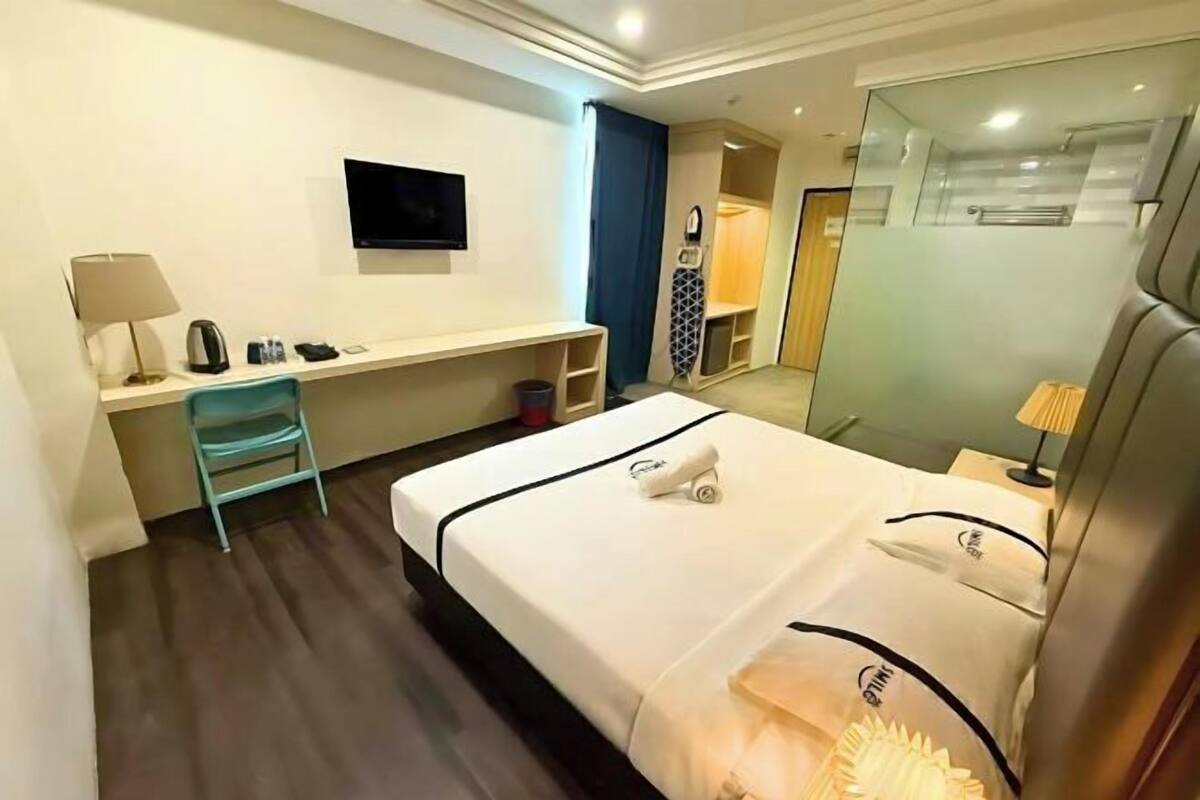 Desk, iron/ironing board, free WiFi